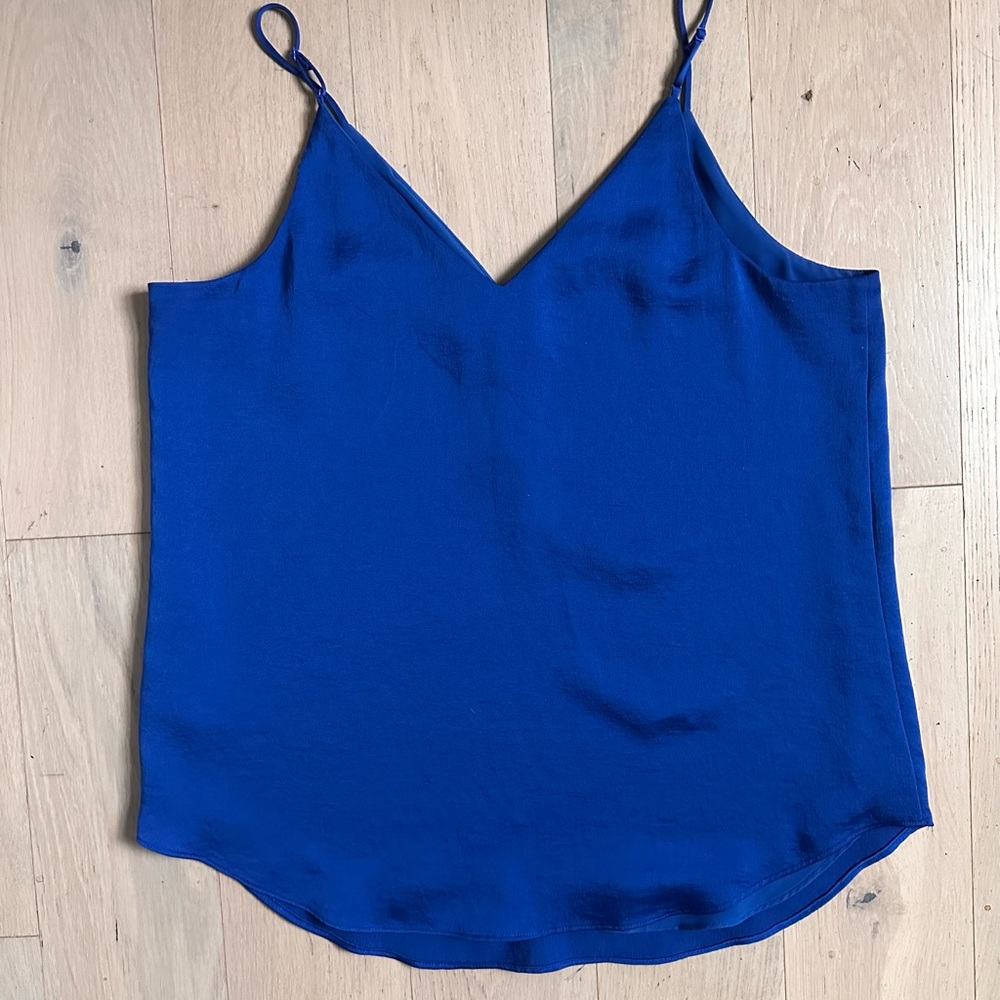 Express Tank Top - Picture 2 of 3